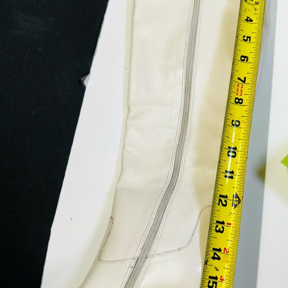 VINCE CAMUTO Kalinder Leather Tall Boot In Creamy White Size 6.5 - Picture 10 of 10